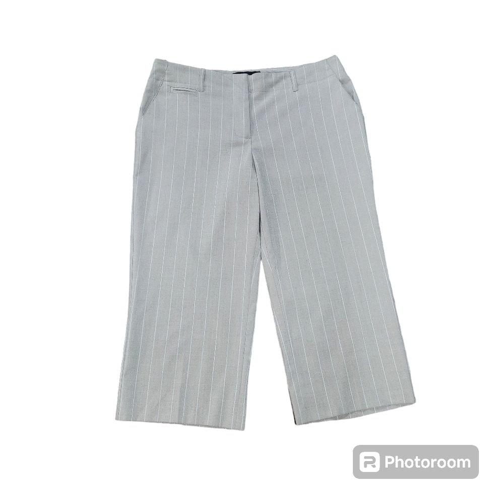 Bobby J Juniors Tan Stripped Wide Leg Low-Rise Bermuda Dress Shorts Size 7/8.